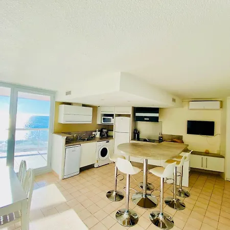 578 Superbe T2 Front De Mer, Parking, Clim